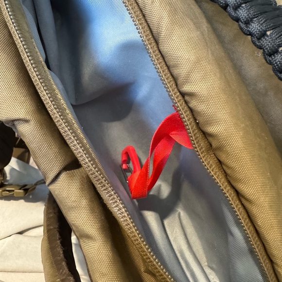 Evergoods CPL24 Civic Panel Loader Coyote Brown ECOPAK - Picture 11 of 14